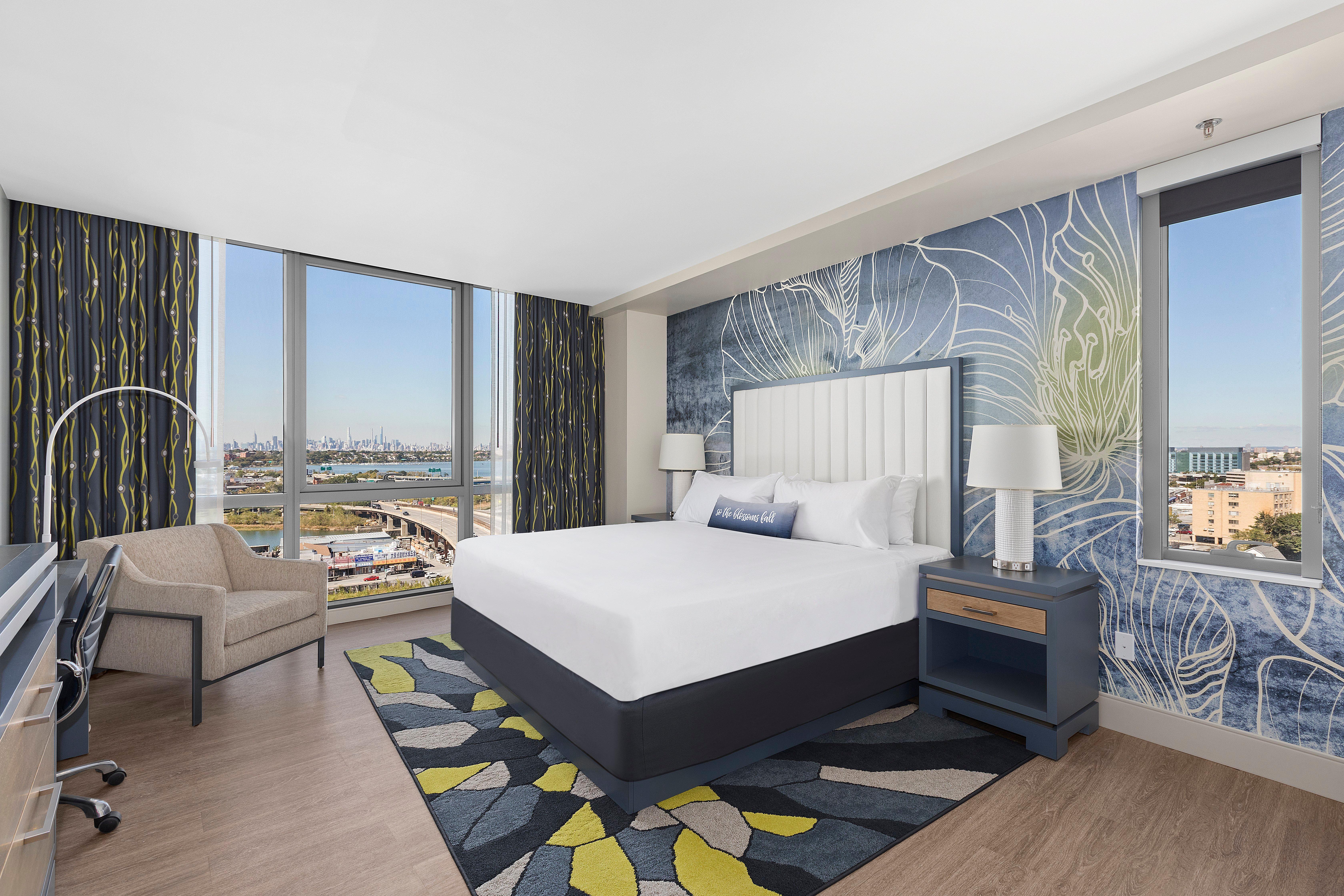Hotel Indigo Flushing - Laguardia Нью-Йорк Экстерьер фото
